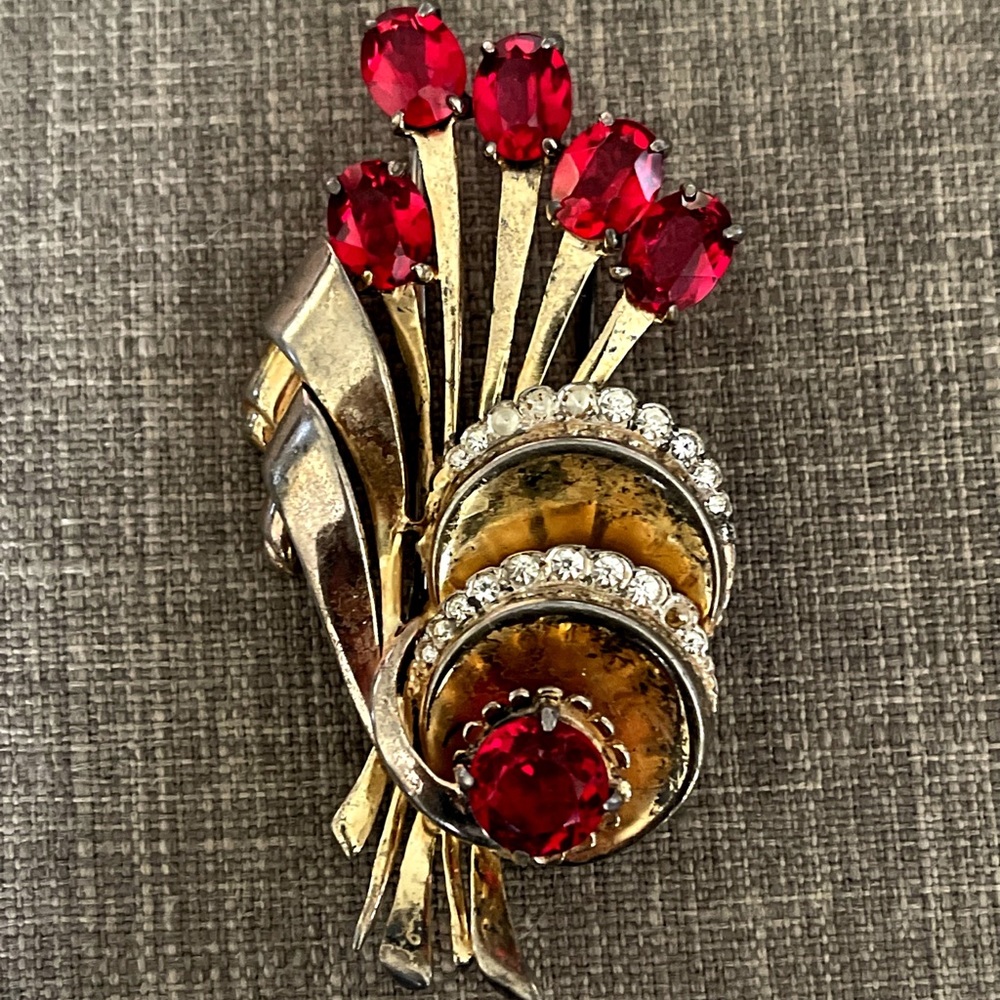 Vintage 40s R DeRosa pin broach